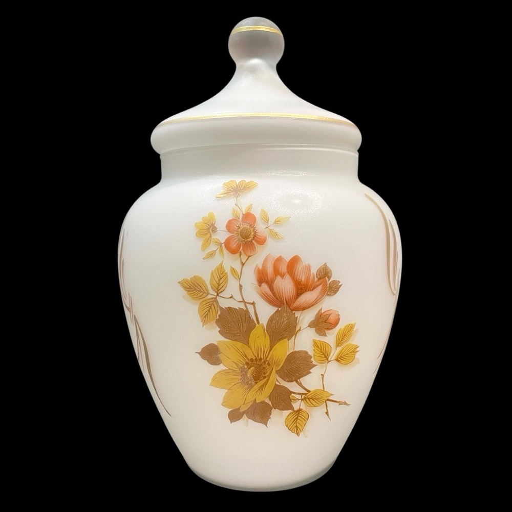 Vintage 1940s Norleans Italy Satin White Glass Apothecary Jar with Lid